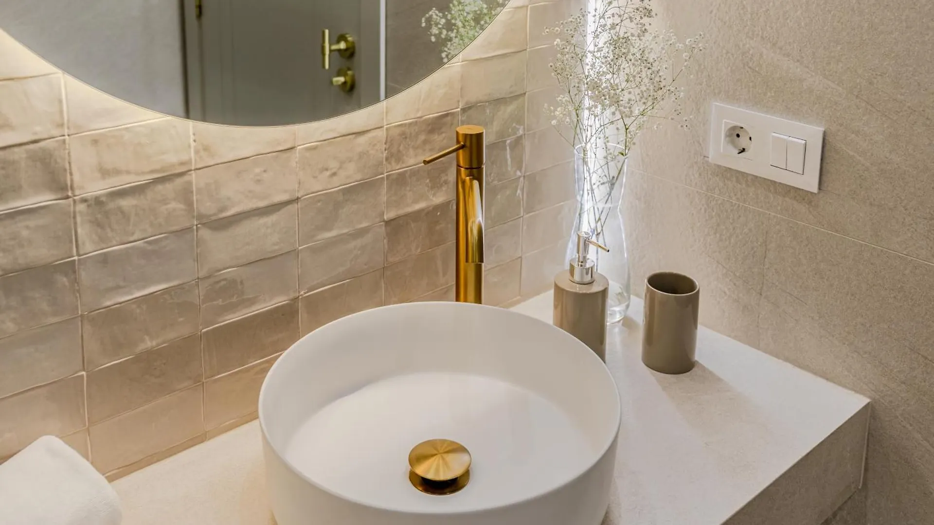 Isg Apartments Luxury Apartment By The Cathedral Sevilla 0*,  Spanien