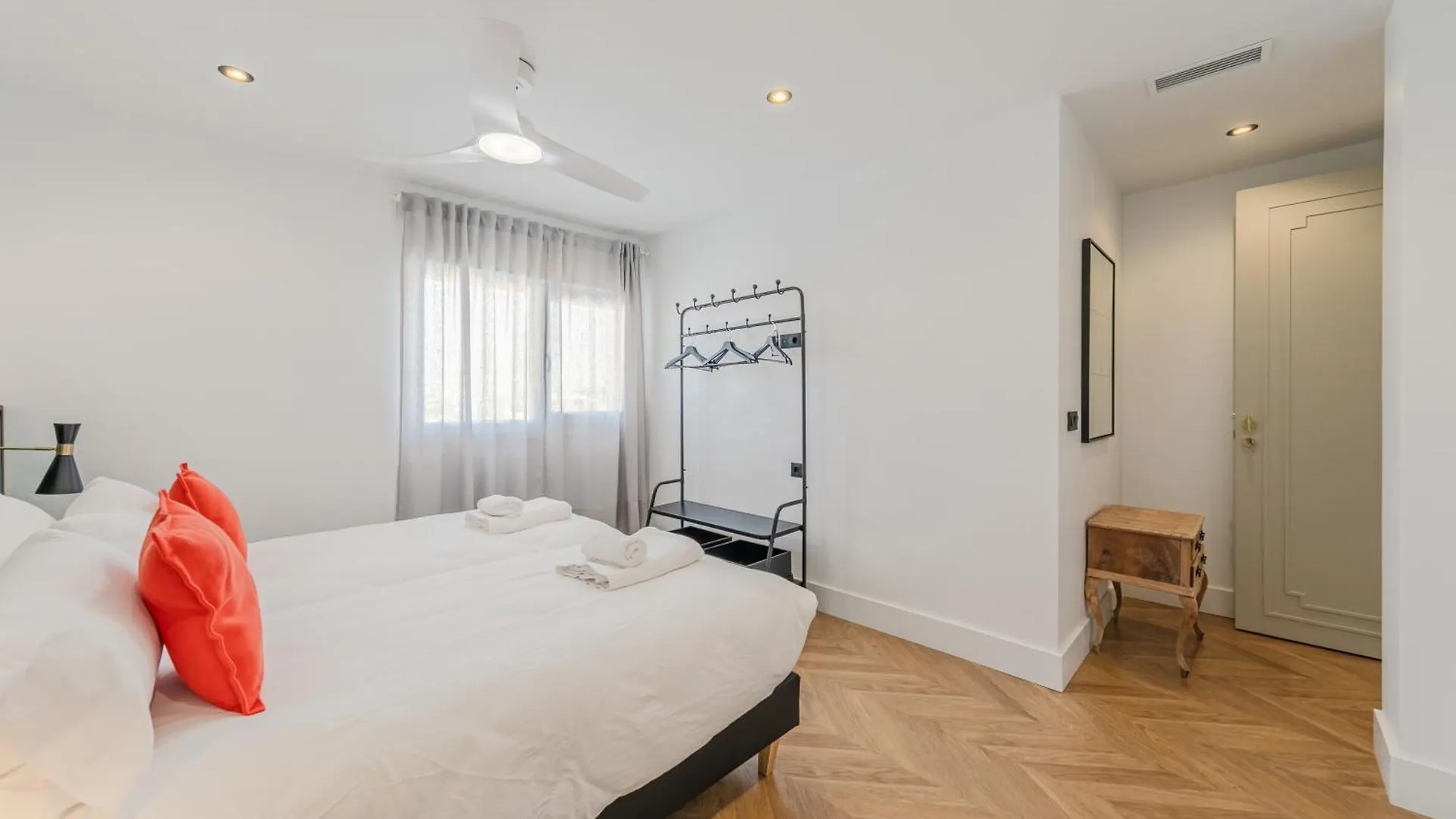 Isg Apartments Luxury Apartment By The Cathedral Sevilla Spanyolország
